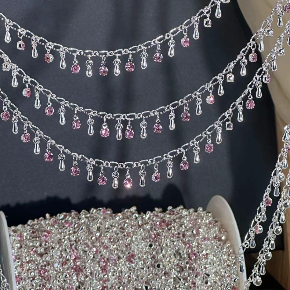 Exquisite Rhinestone Teardrop  - đánh giá và giá Ethnic Fashion Accessories