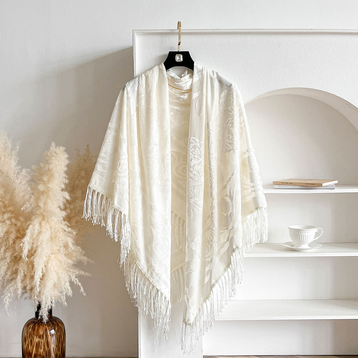Retro Velvet Tassel Scarf Flor - đánh giá và giá Ethnic Fashion Accessories